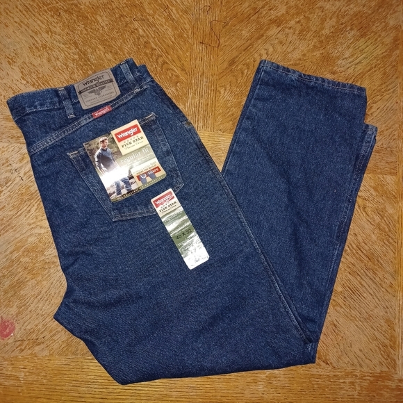 NEW Wrangler Five Star Regular Fit Mens 40X32 Dark Wash Cotton Jeans 96501MR. - Picture 1 of 4